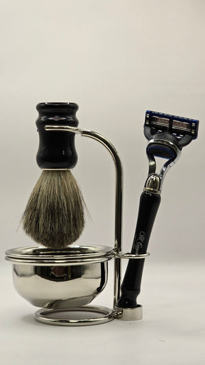 IL Ceppo 4 Piece Set, Stand, Brush, Bowl and A Fusion Razor - BLACK